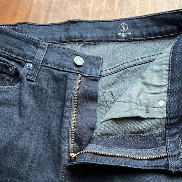 Levi’s 541 Athletic Taper Fit Men’s Jeans W32 L29 - Picture 2 of 4